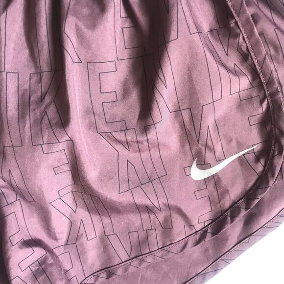 Nike DD4943 Run Division Dri-Fit Packable Running Shorts Womens S Wine AOP NWOT - Picture 5 of 12